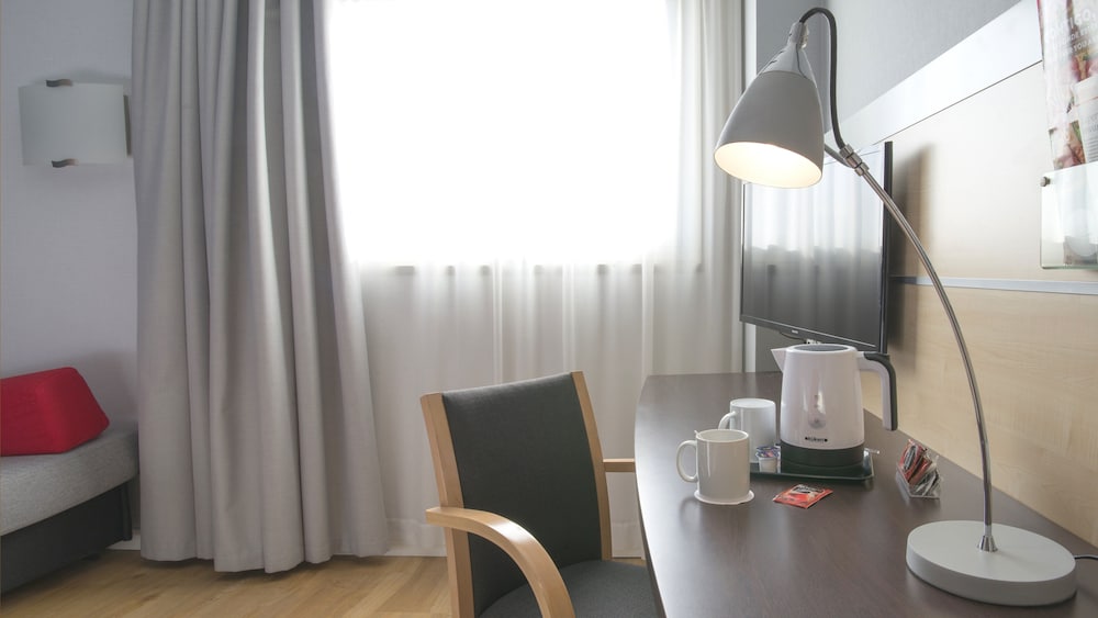 Holiday Inn Express Valencia Bonaire 38/50