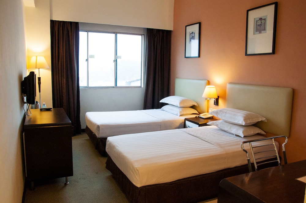 SUPER, DELUXE, TWIN BEDS