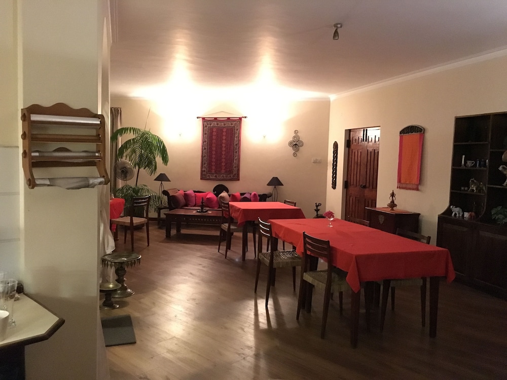 Villa 49 36/50