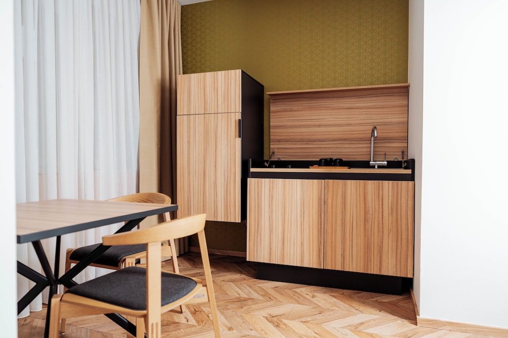 Urban Boutique Hotel Ljubljana 10/65