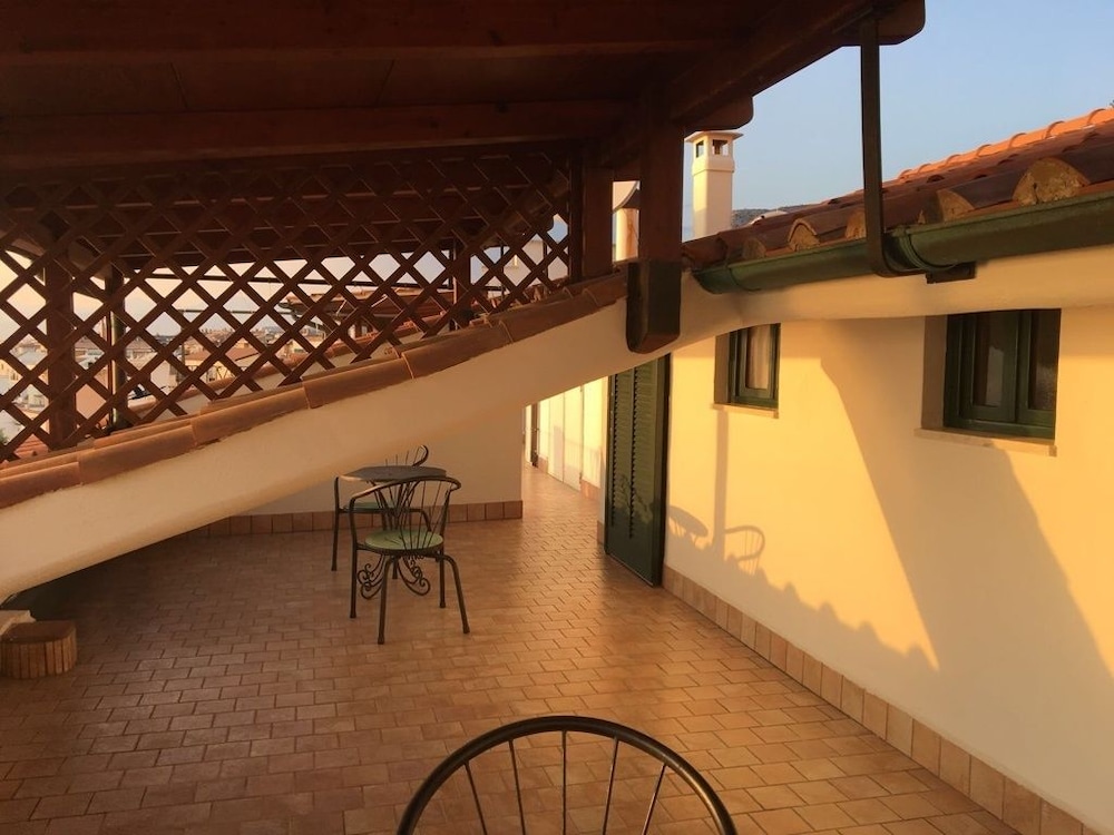 Hotel Marconi 3/50