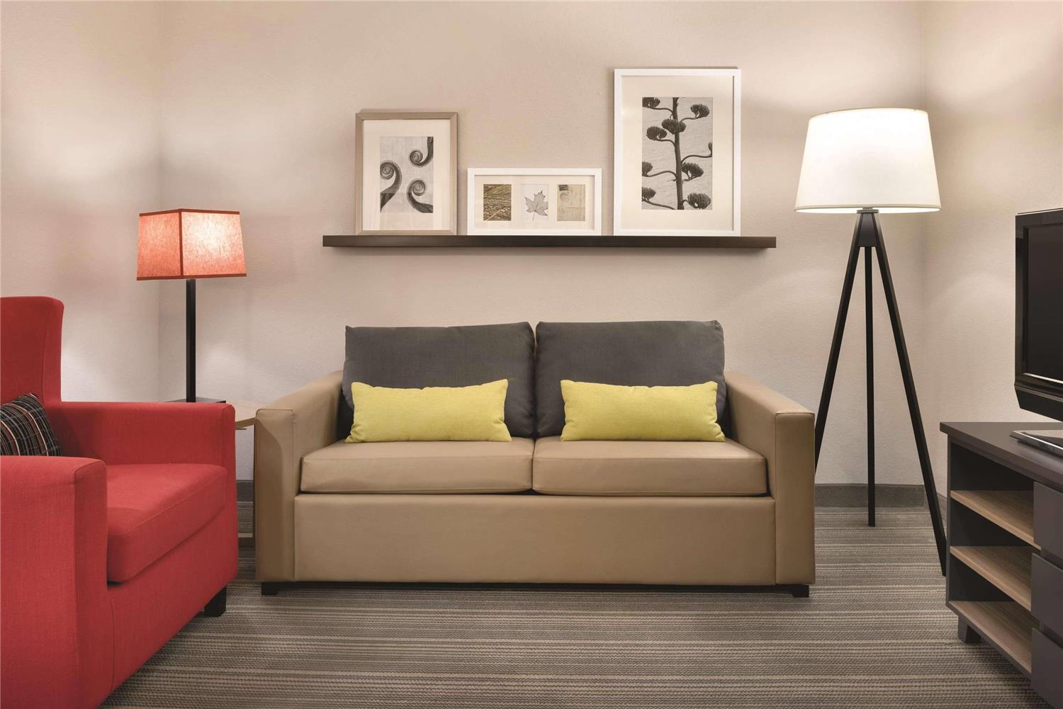 Country Inn & Suites by Radisson, Merrillville IN 16/35