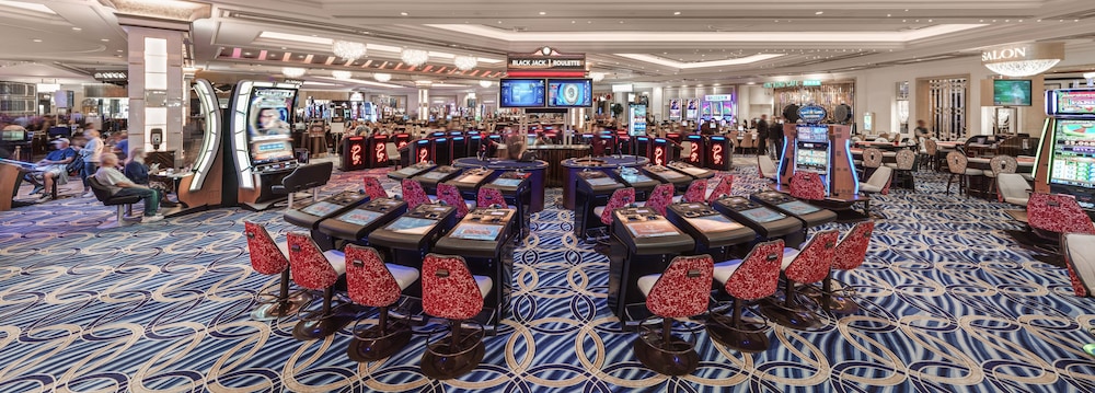 The Palazzo Prestige Club Lounge 61/68