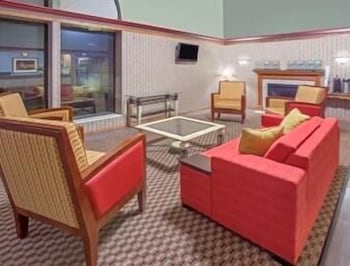 Days Inn By Wyndham Madison Ne/Windsor 12/15