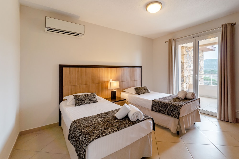 2 BEDROOMS, COMFORT, APARTMENT, TERRACE, GARDEN AREA