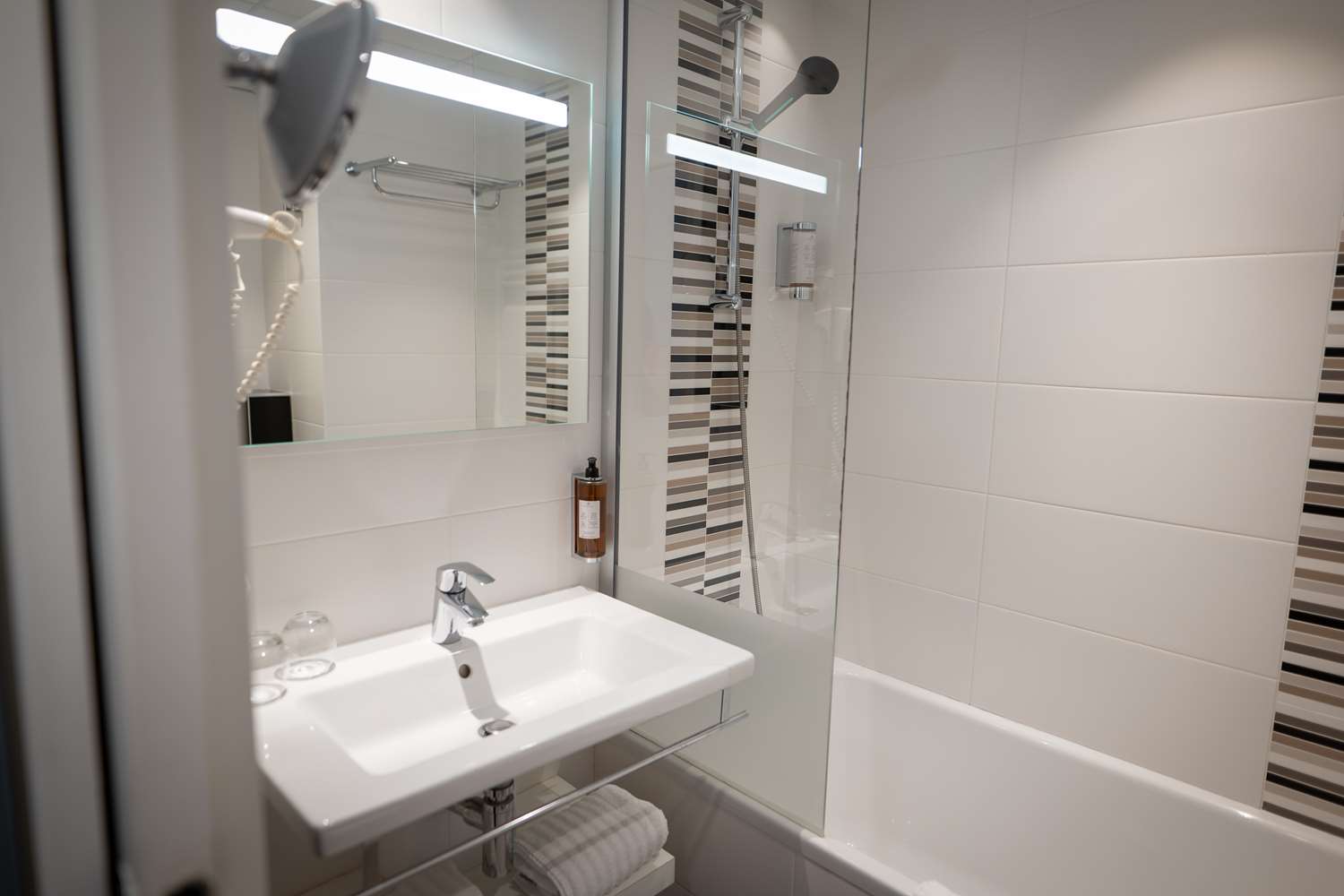 Best Western Plus Le Roof 66/67