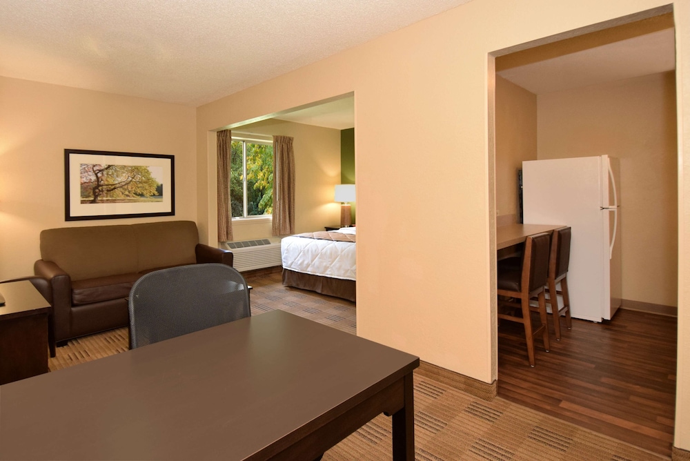 Extended Stay America Philadelphia-Airport- Bartram Ave. 45/55