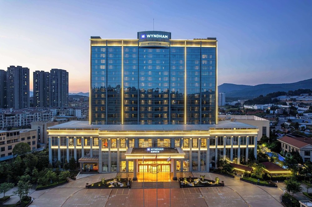 Wyndham Kunming Anning Hot Spring Resort 2/29