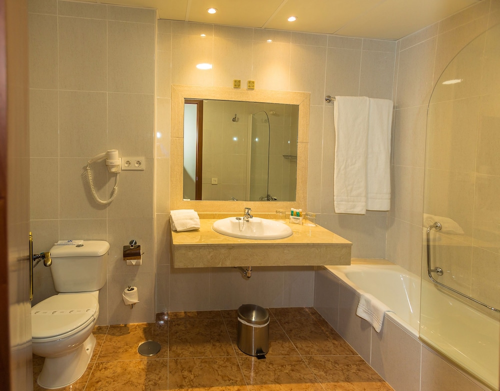 Hotel Finca Los Abetos 51/58
