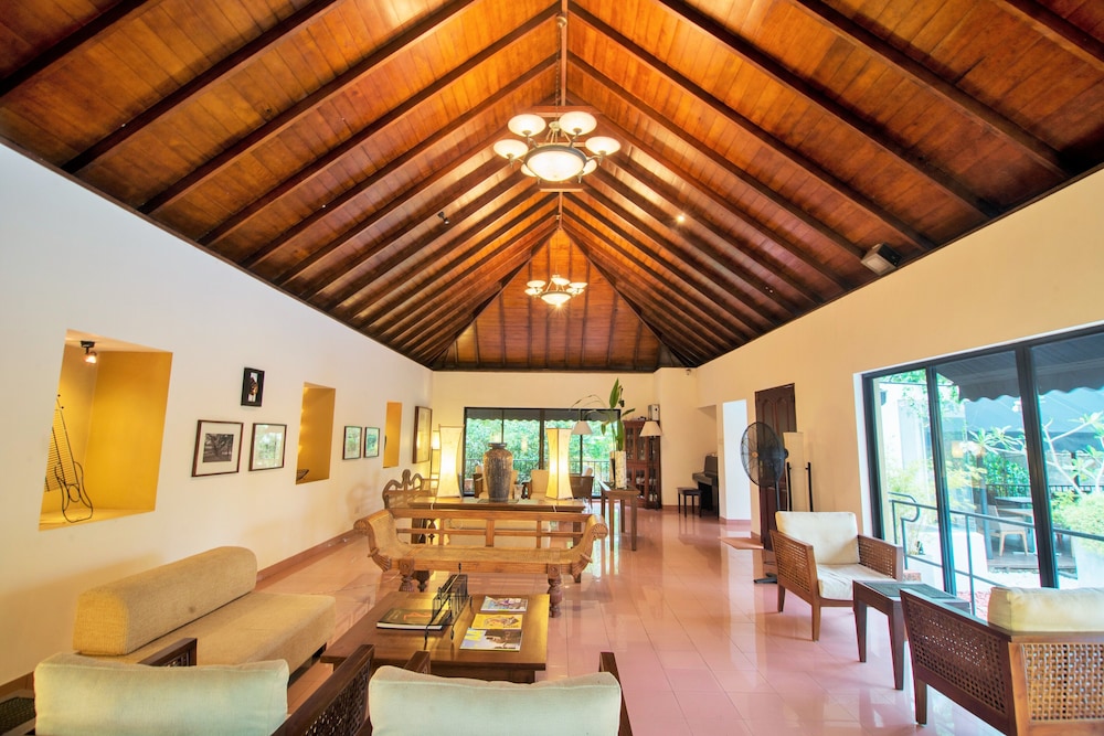 Villa Escondite 29/50