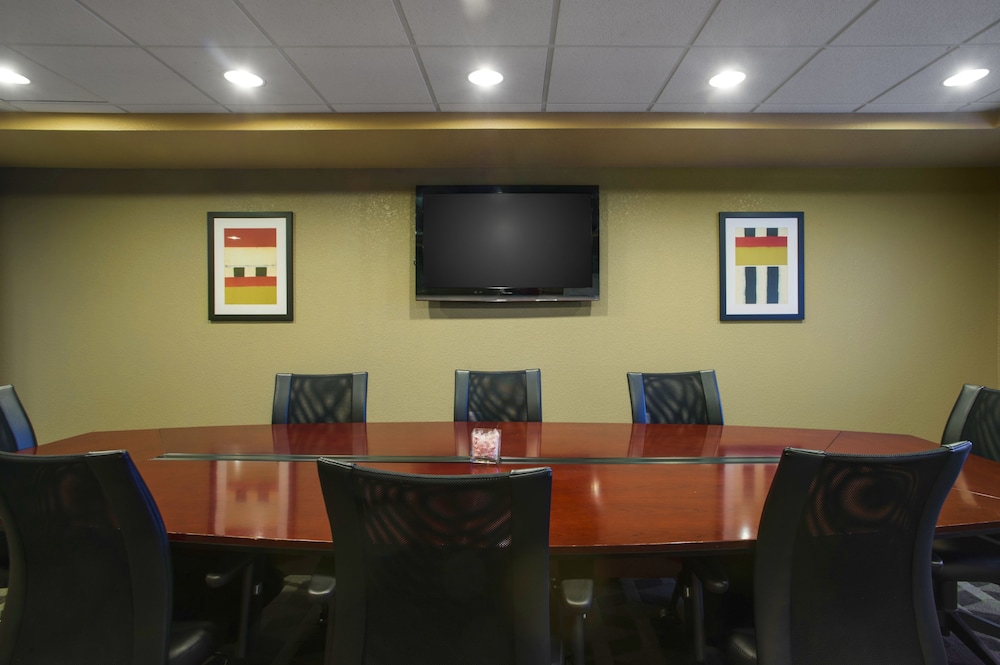 TownePlace Suites Kansas City Overland Park 34/37