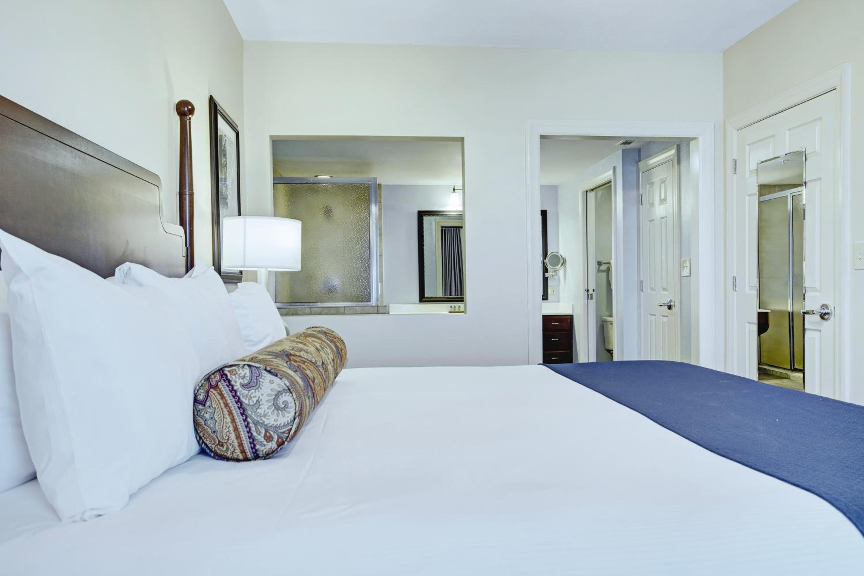 2 BEDROOMS, APARTMENT