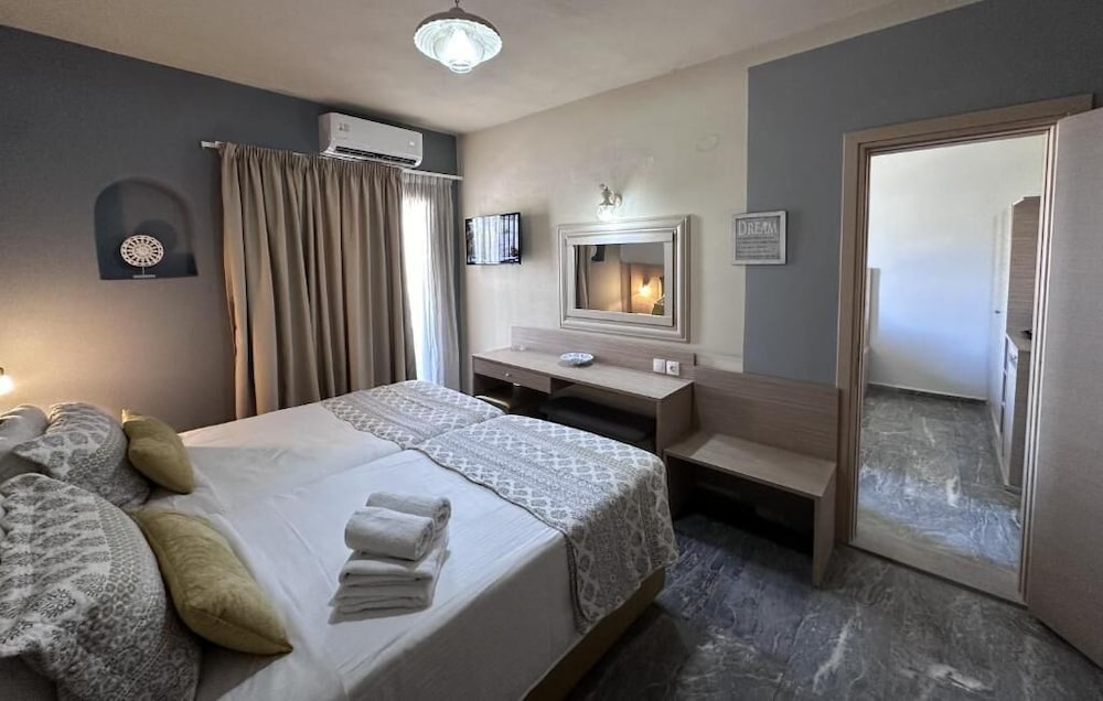 Thalia Deco City and Beach Hotel 10/48