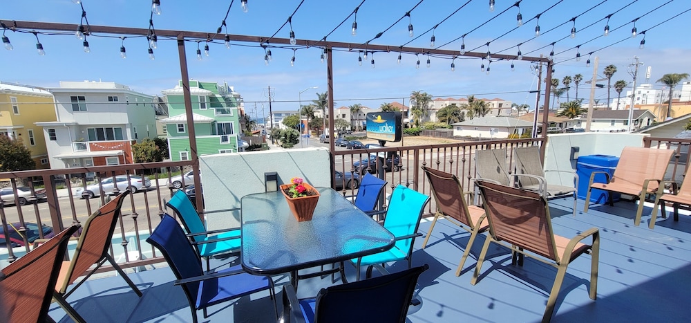 Beachwalker Inn and Suites 34/50