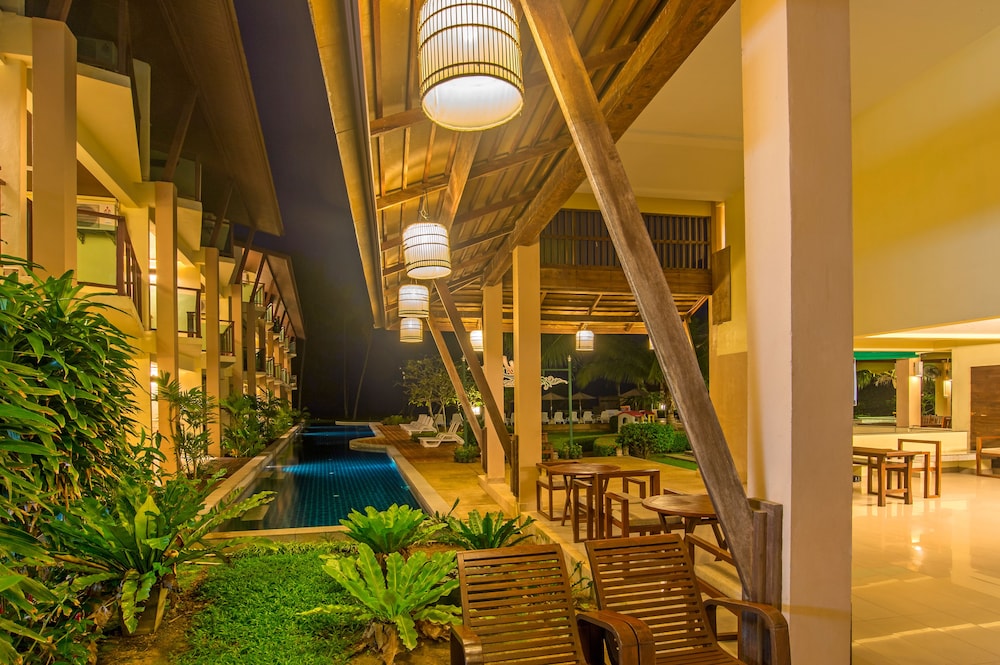 Lanta Pura Beach Resort 22/28