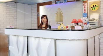 Bin City Hotel 5/50