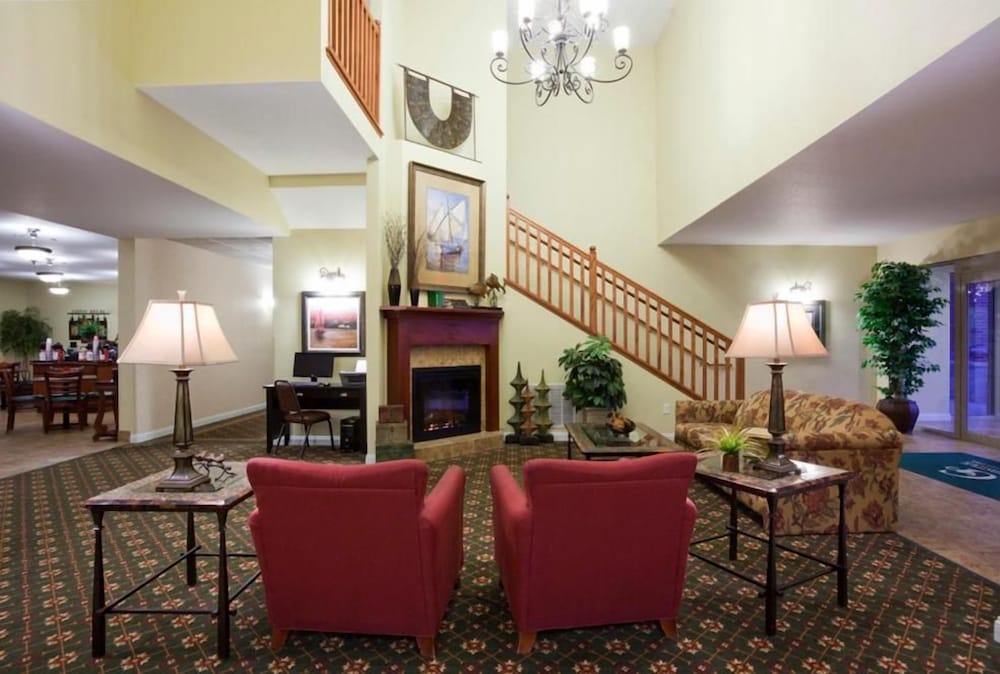 Grandstay Residential Suites Hotel - Sheboygan 43/69