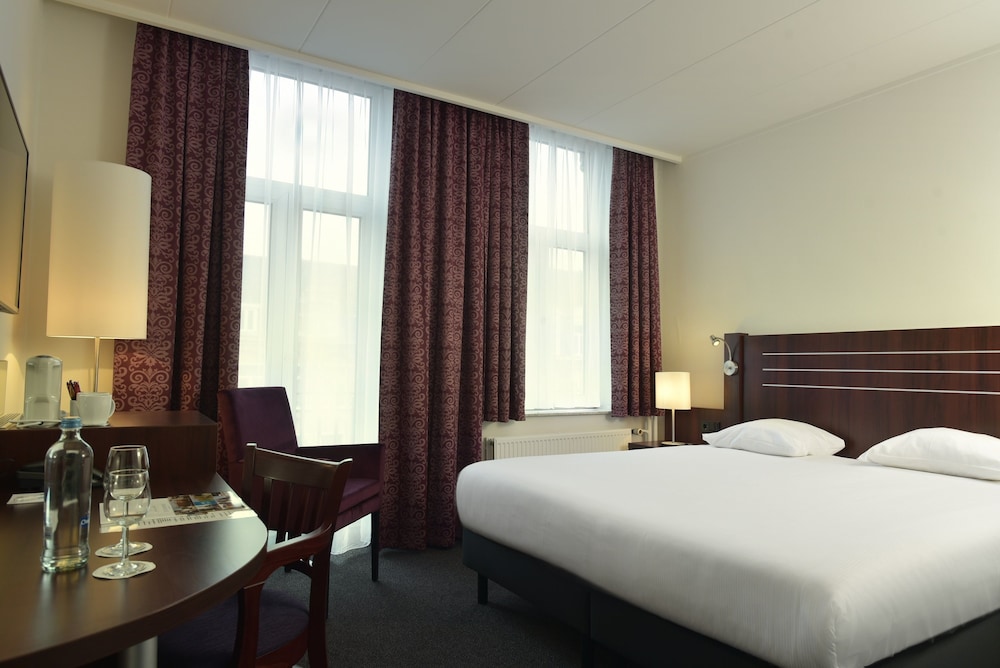 AMRATH GRAND HOTEL DE L EMPEREUR 16/64