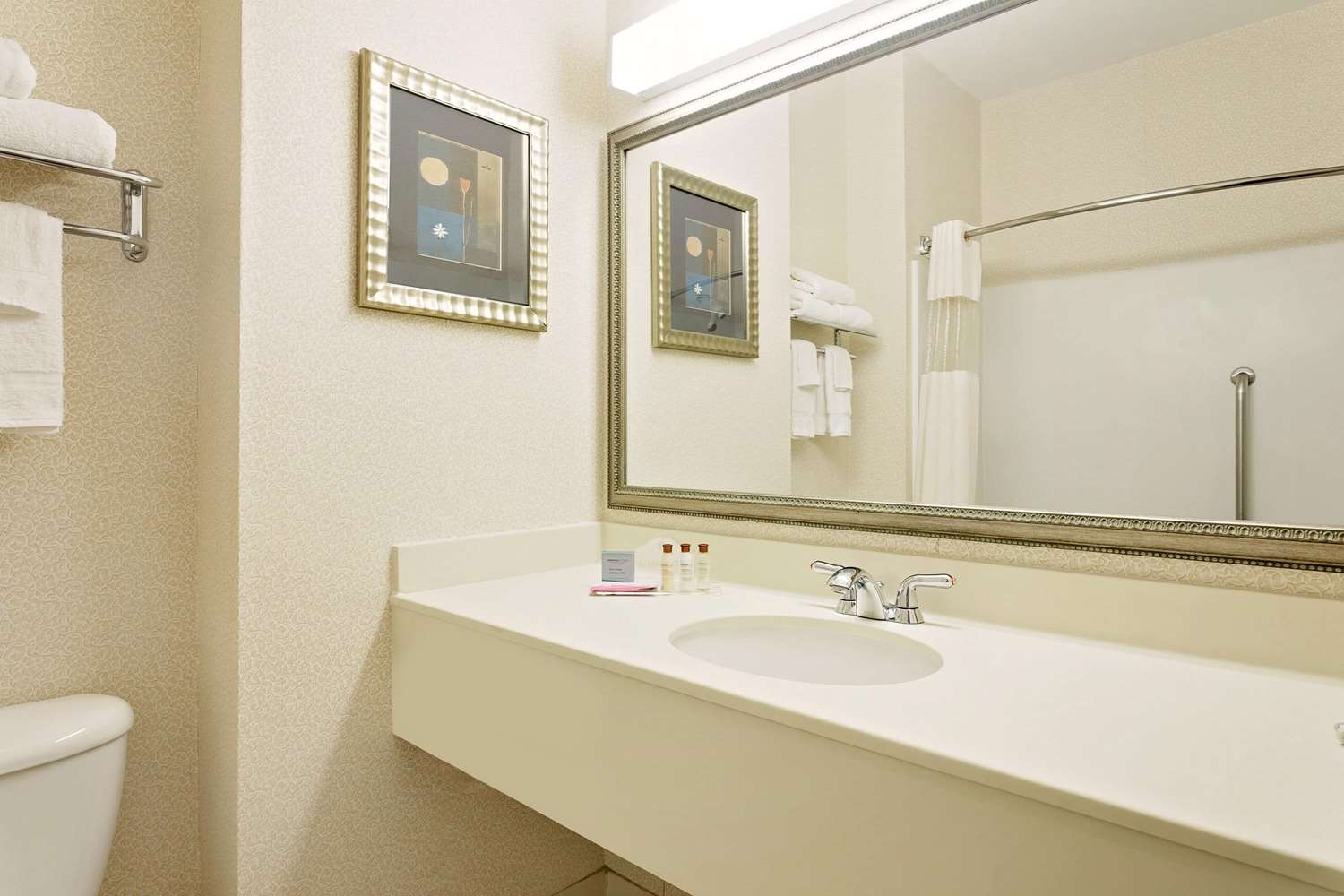 Wingate by Wyndham Destin 33/34