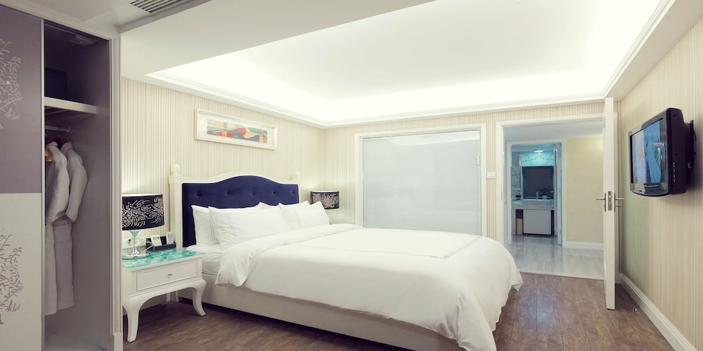Sunflower Hotel Residence 13/57