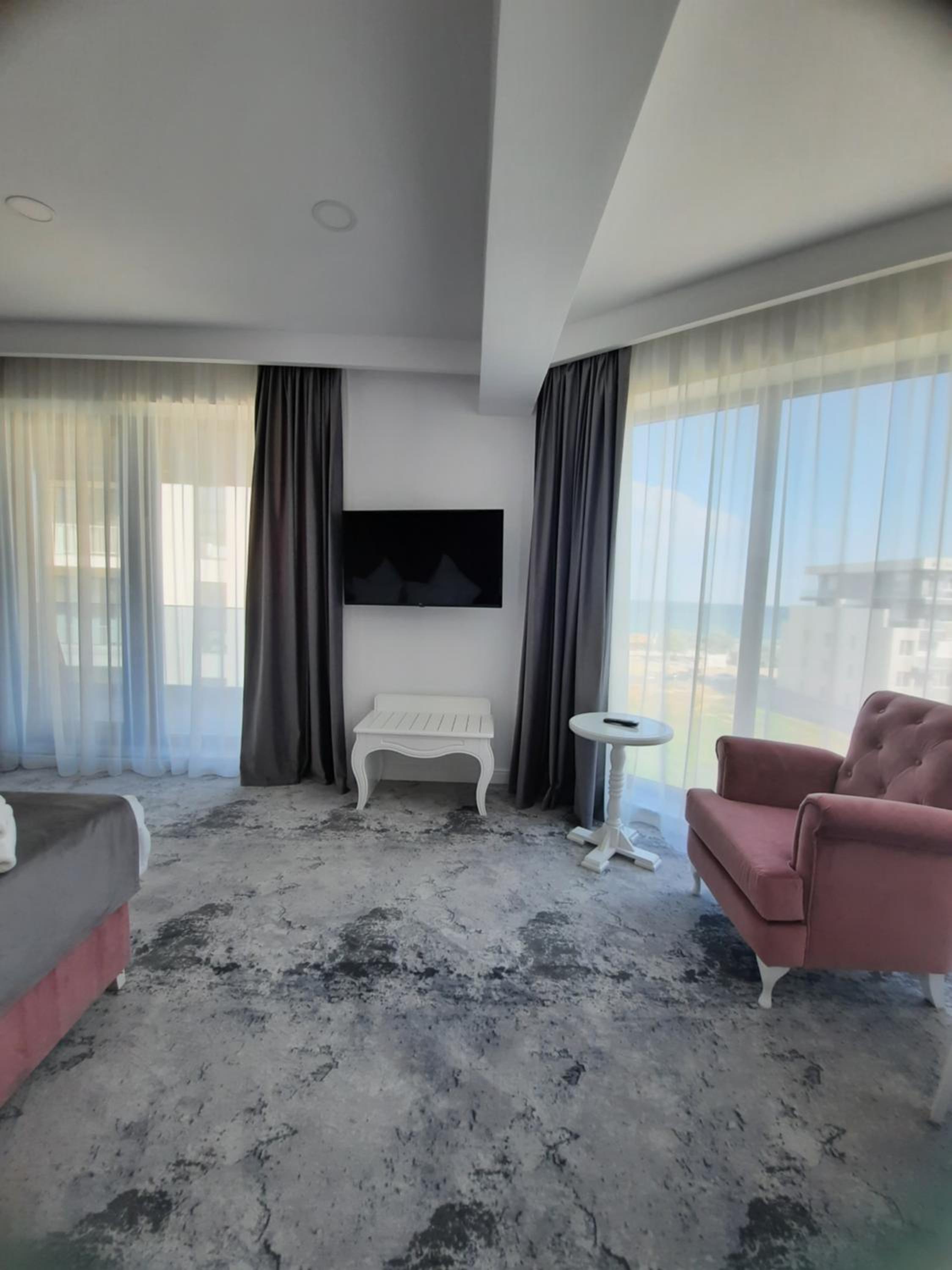 DNH Hotel 14/26
