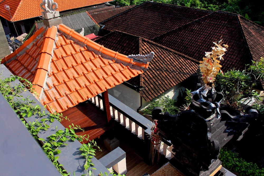 Pondok 3 Mertha 4/30
