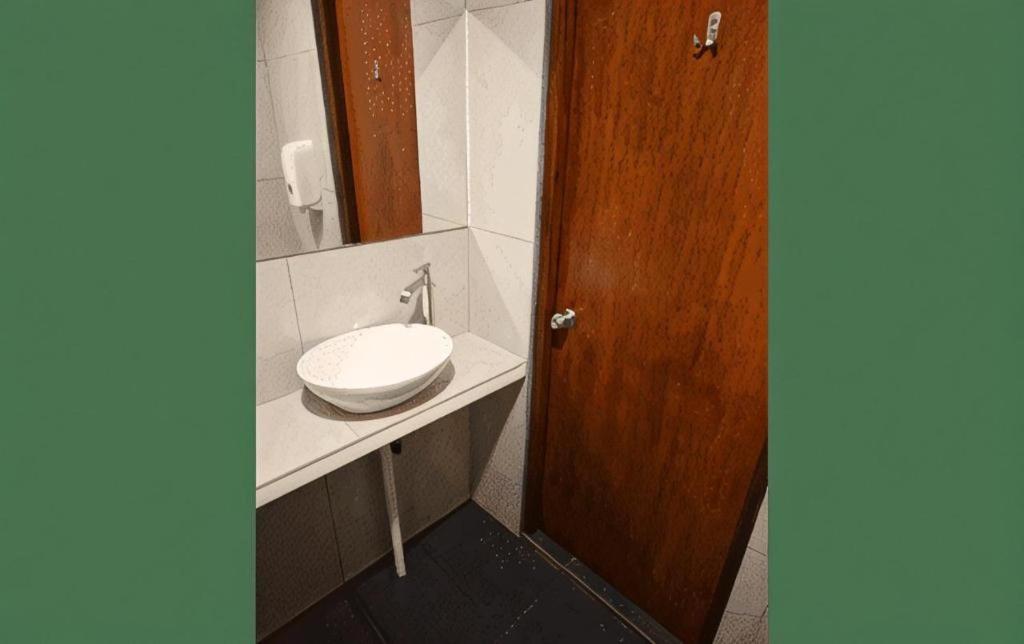 Place2stay Business Hotel @ Metrocity 43/46