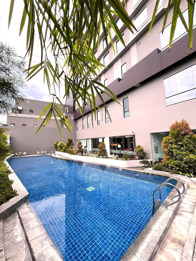 Hotel Suni Abepura 19/23