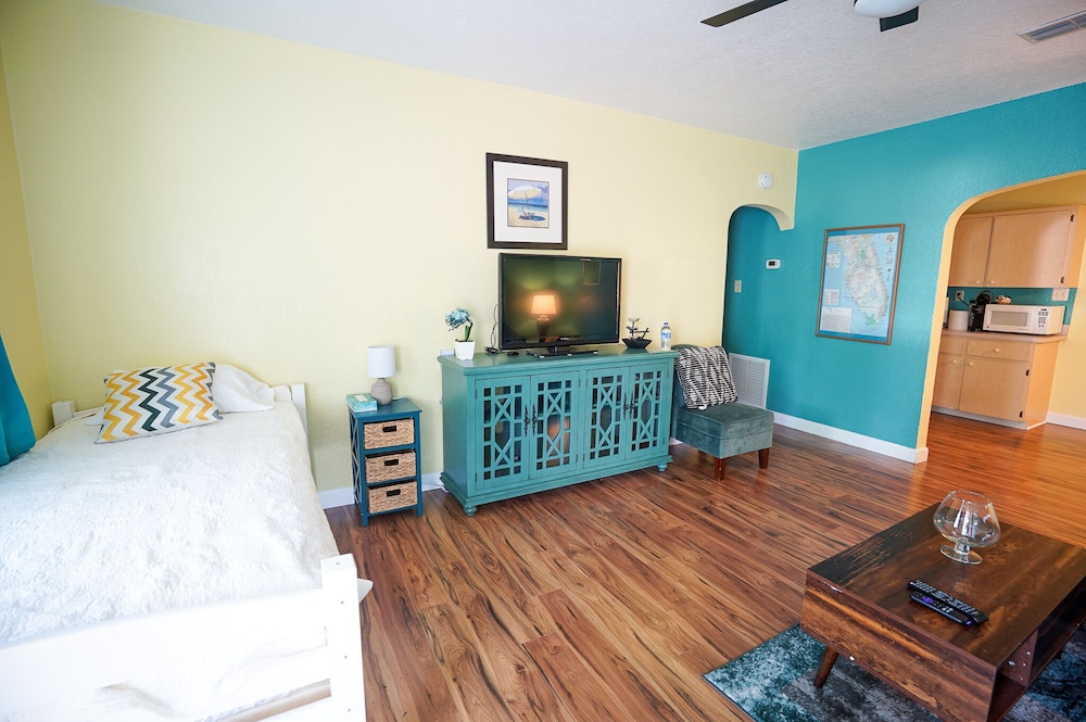 MarBay Suites 26/50