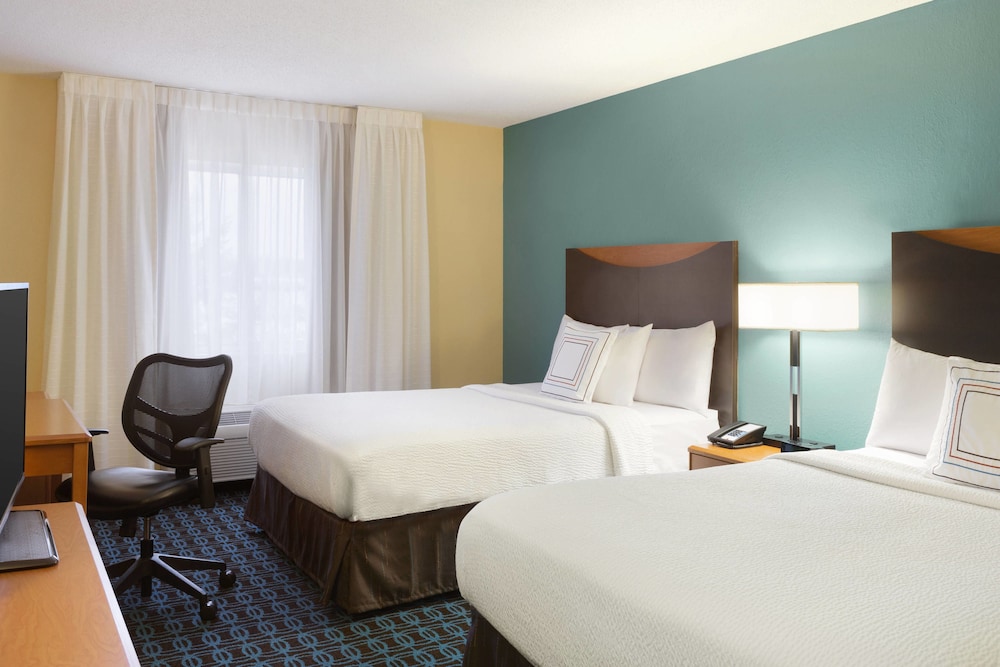 Fairfield Inn And Suites Minneapolis St Paul Roseville 5/20
