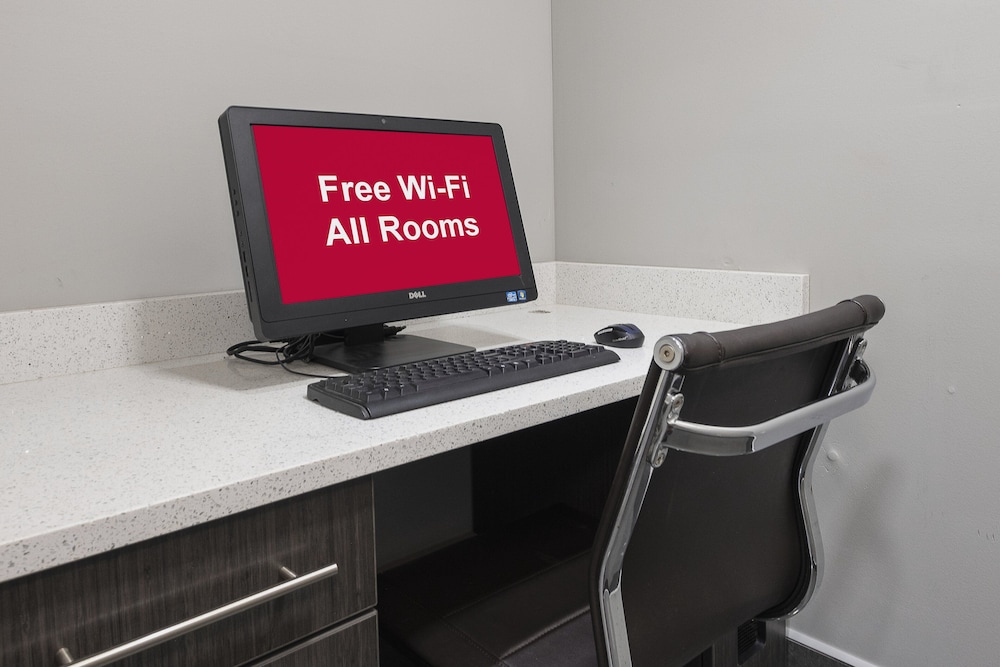 Red Roof Inn & Suites Calhoun 21/34