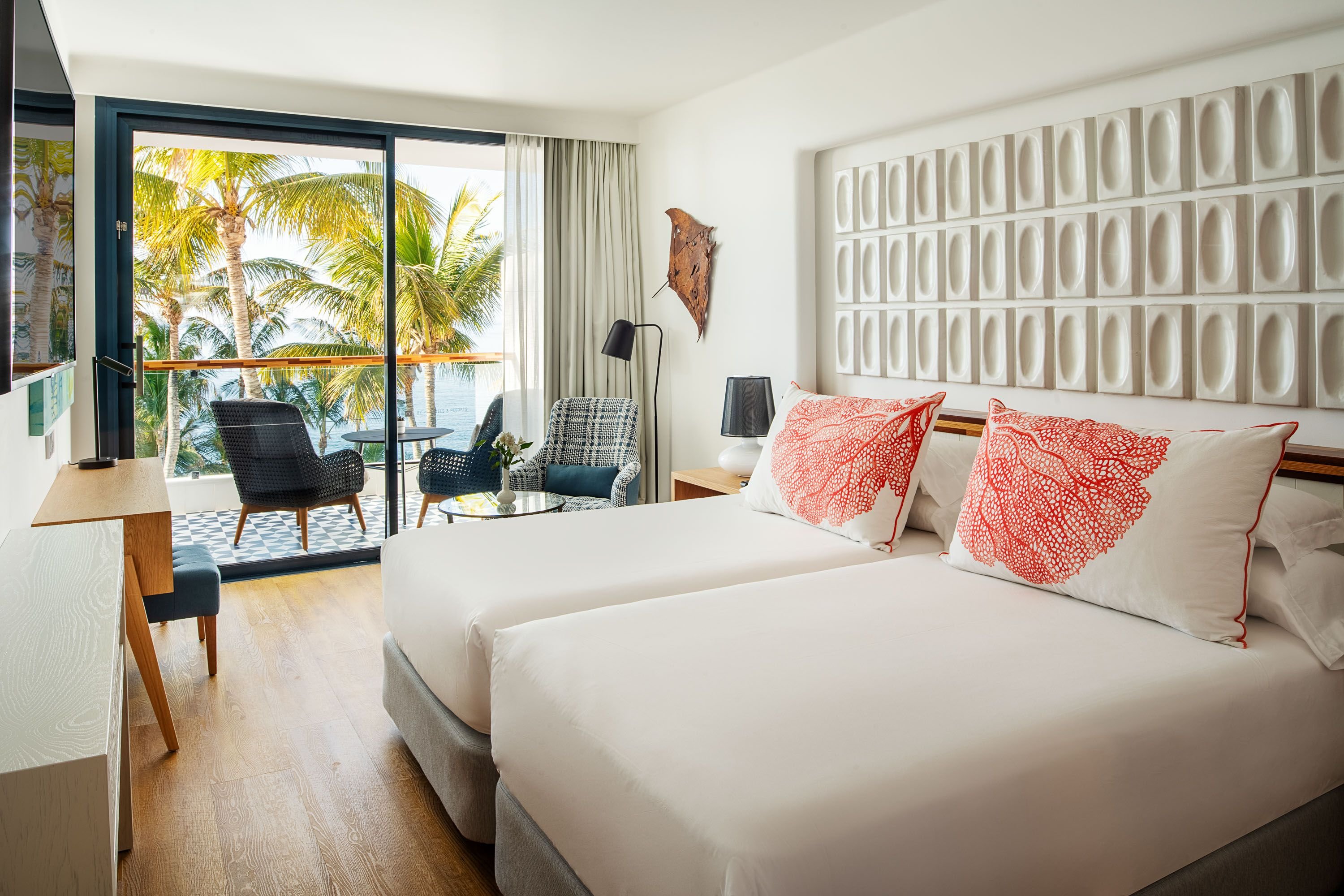 Superior, Double Bed, Sea View