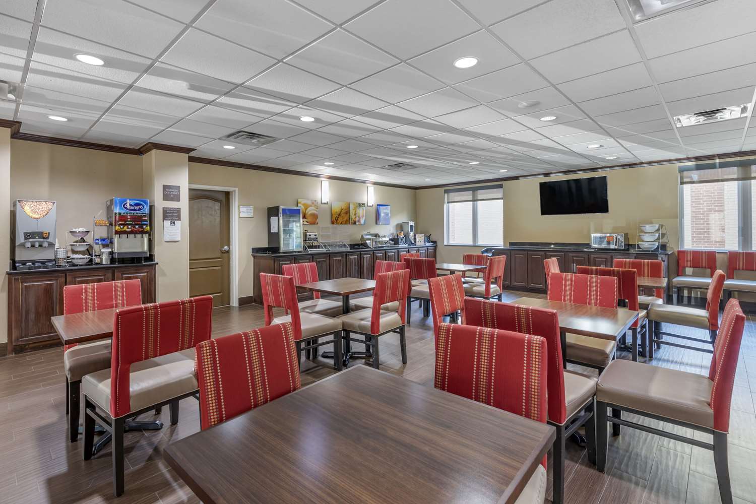 Comfort Suites Plano - Dallas North 15/24