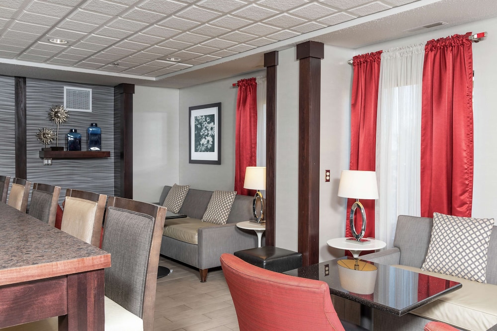 Hampton Inn Akron/Kent Area 44/76