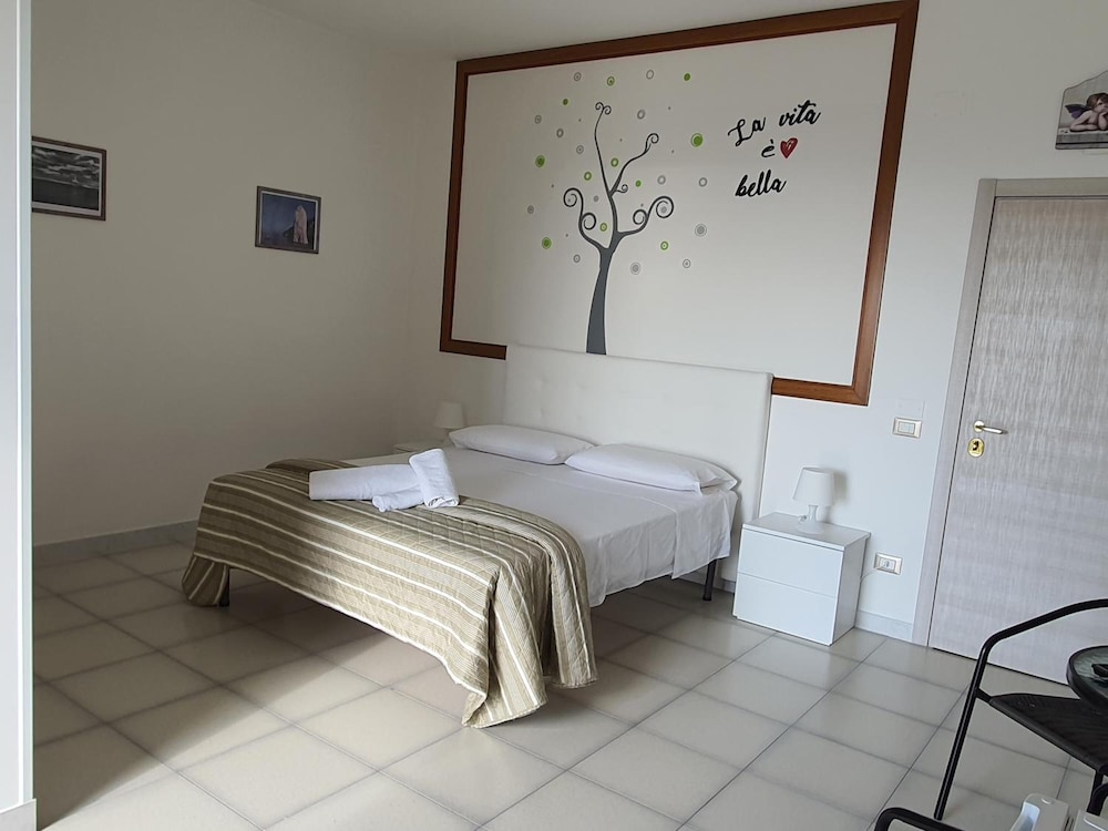 B&B Pizzomunno E Cristalda Rooms 7/27