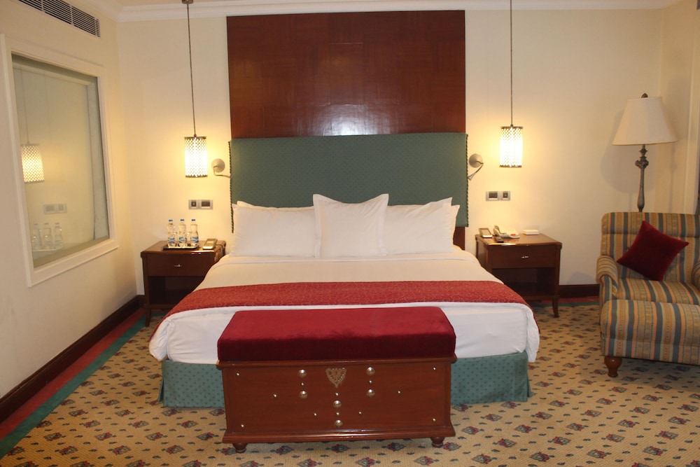 Welcomhotel by ITC Hotels, Cathedral Road, Chennai 15/58