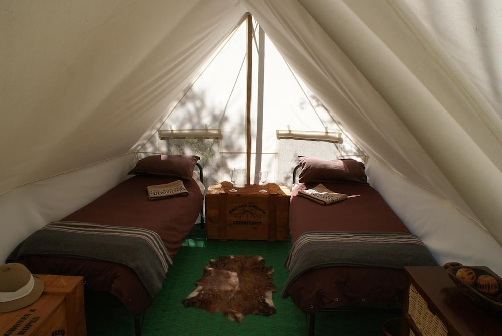 Quatermains Camp 33/49