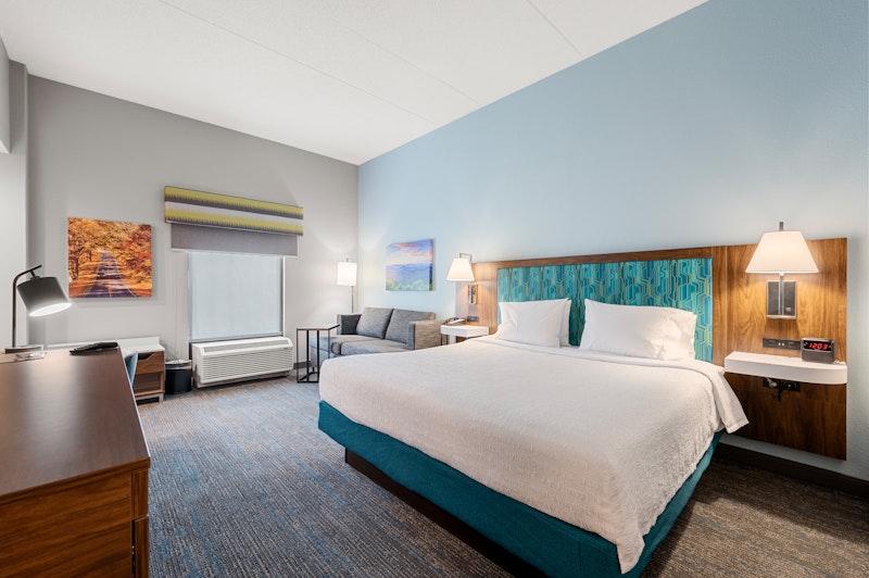 Hampton Inn Front Royal 9/39