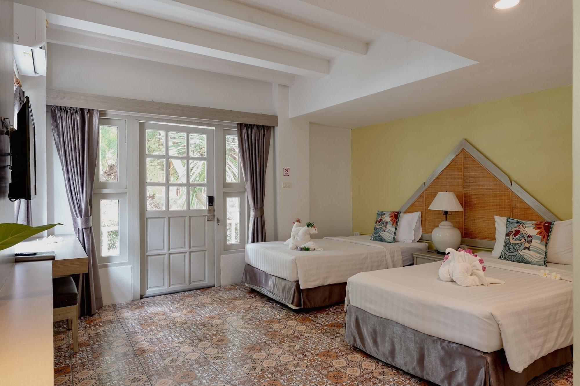 4 Bedrooms, Family Suite, Villa