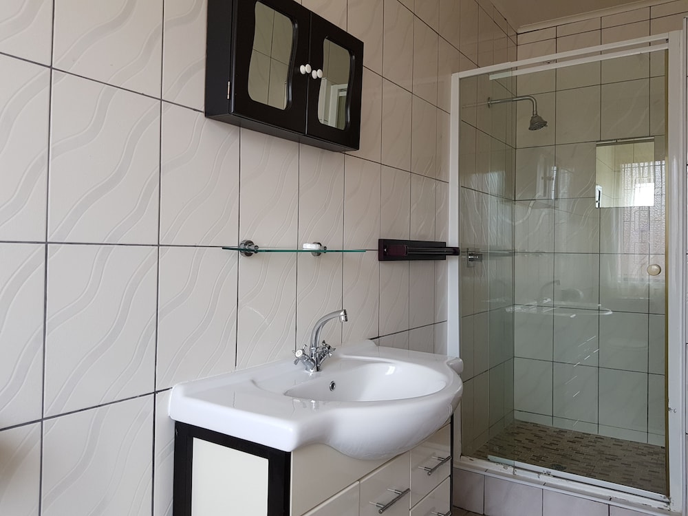 Port Edward Holiday Resort 44/50