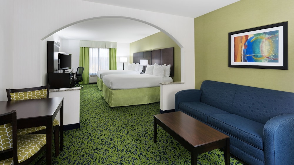 Holiday Inn Express Hotel & Suites Stroudsburg-Poconos 37/56