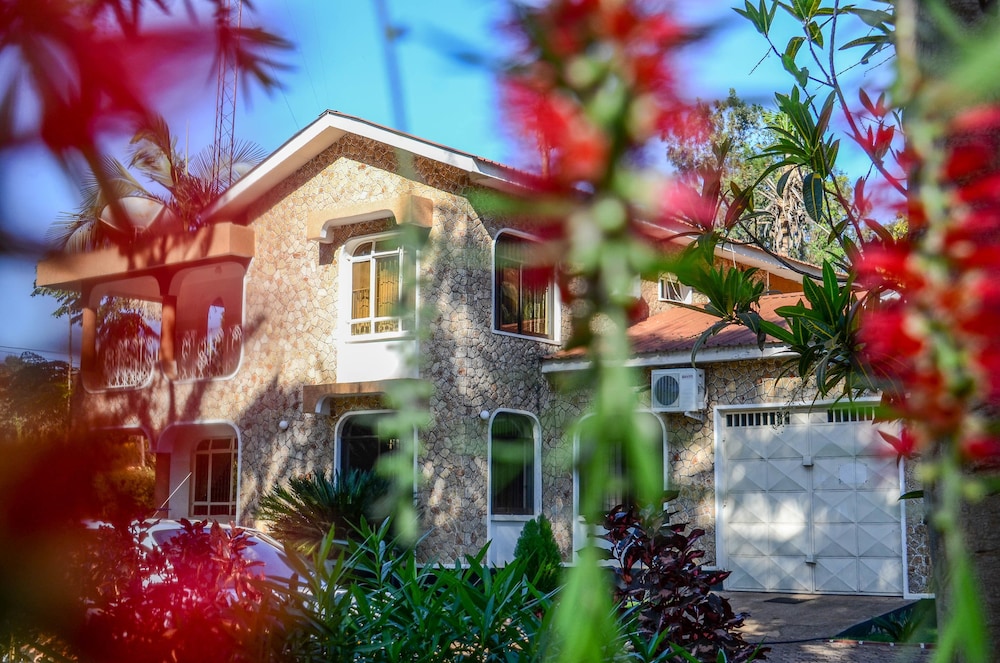 Mama Thea Homes - Hostel 6/45