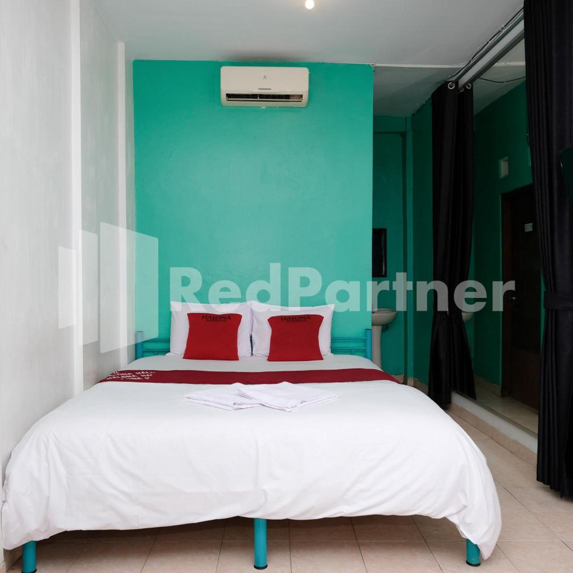 OYO 3707 Halona Guesthouse 14/50