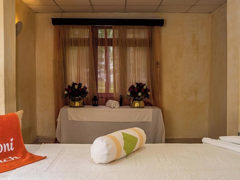 Prideinn Flamingo Beach Resort & Spa 38/76