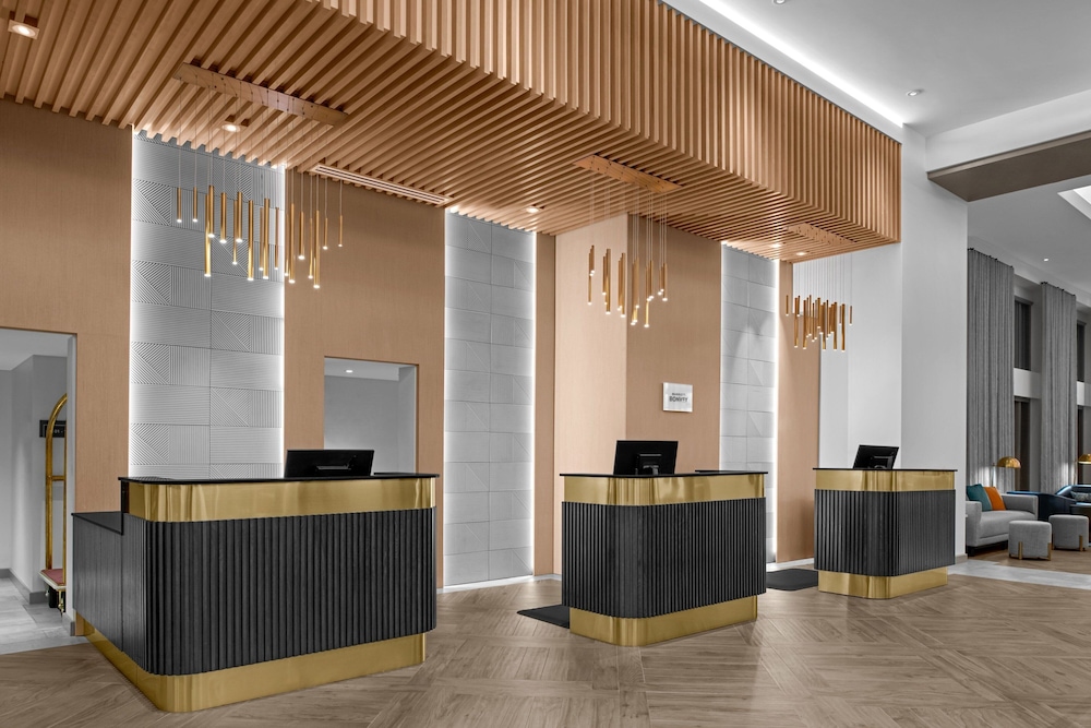 Delta Hotels Santa Clara Silicon Valley (ex Biltmore Hotel and Suites) 2/27