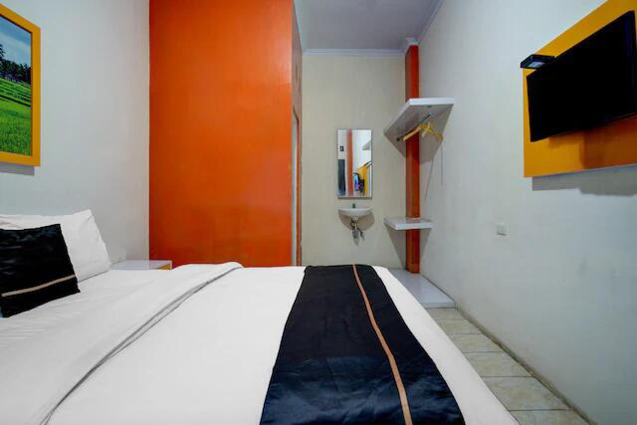 Hotel O near Mall Boemi Kedaton formerly Hotel Lima Residence 8/10