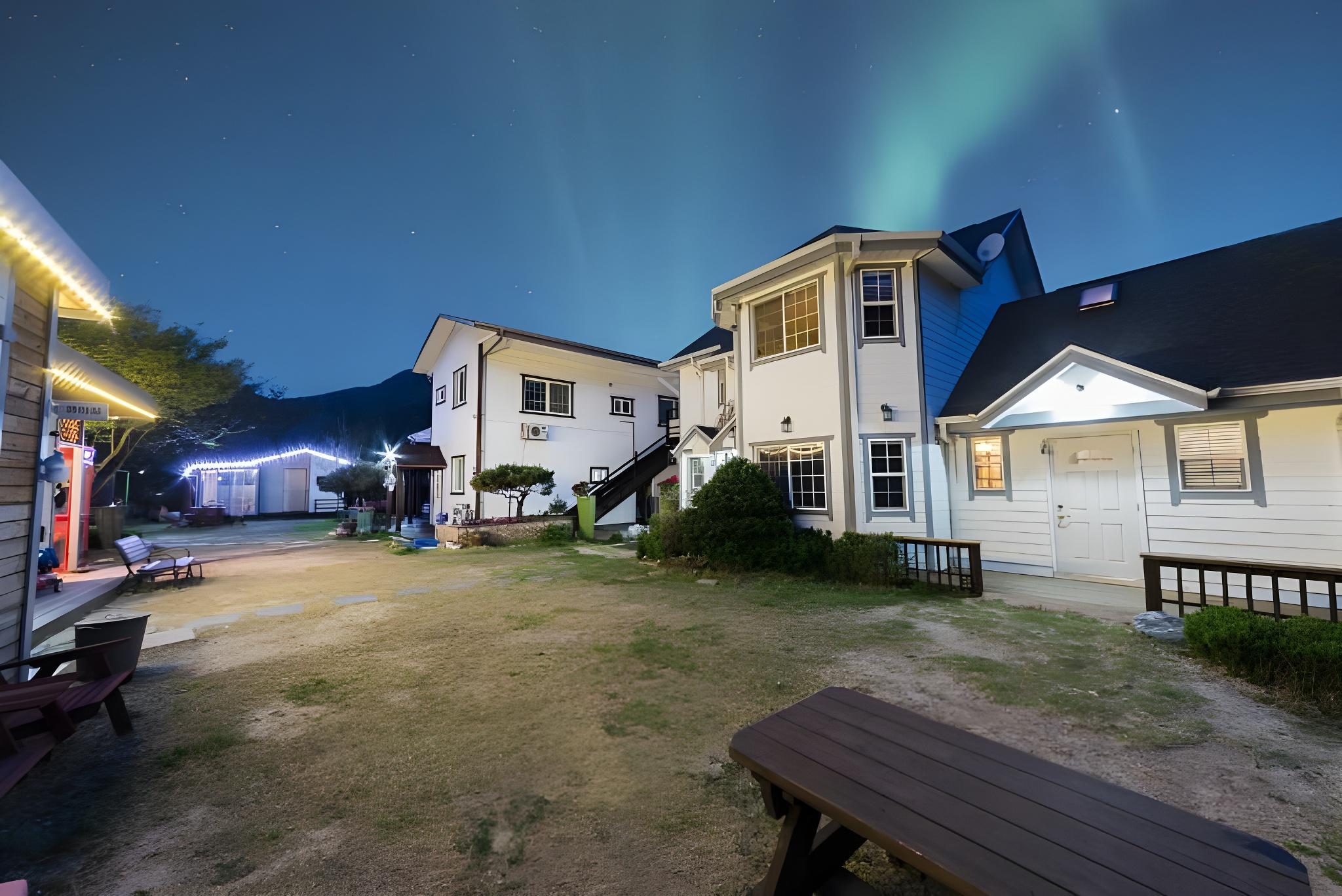 Gapyeong Terrace Pension 20/22