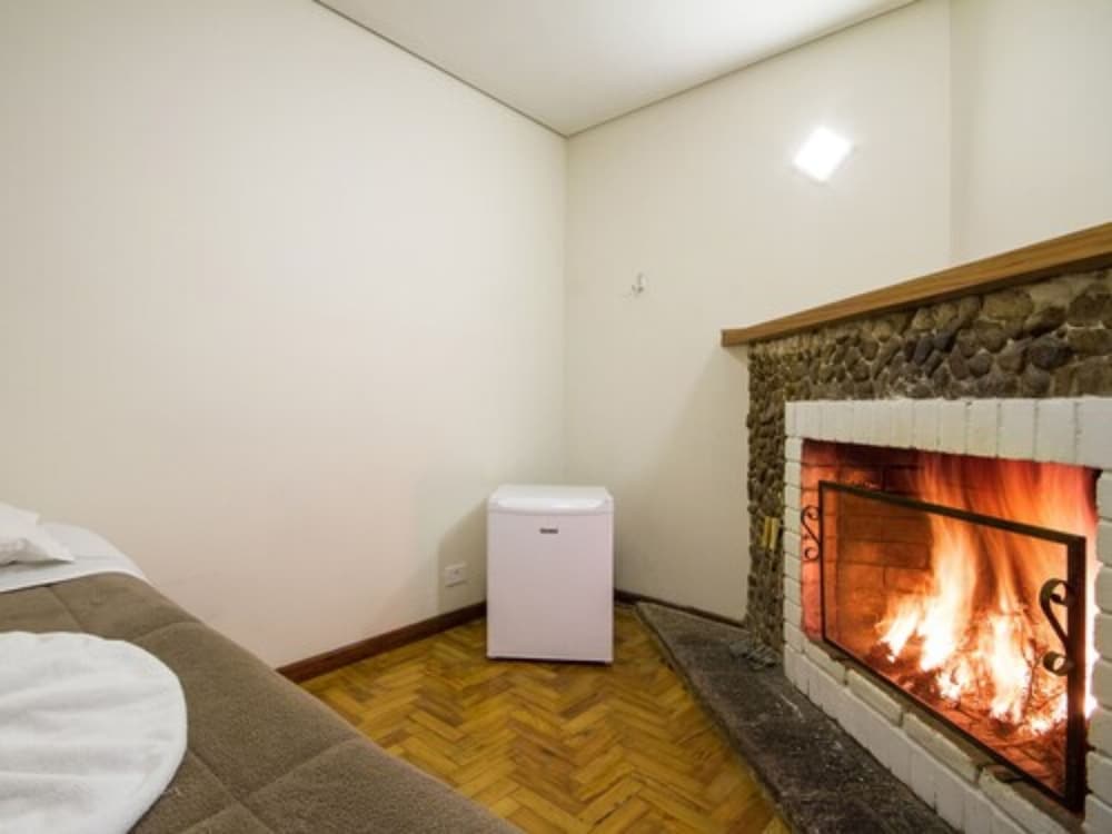 JUNIOR, GROUND FLOOR