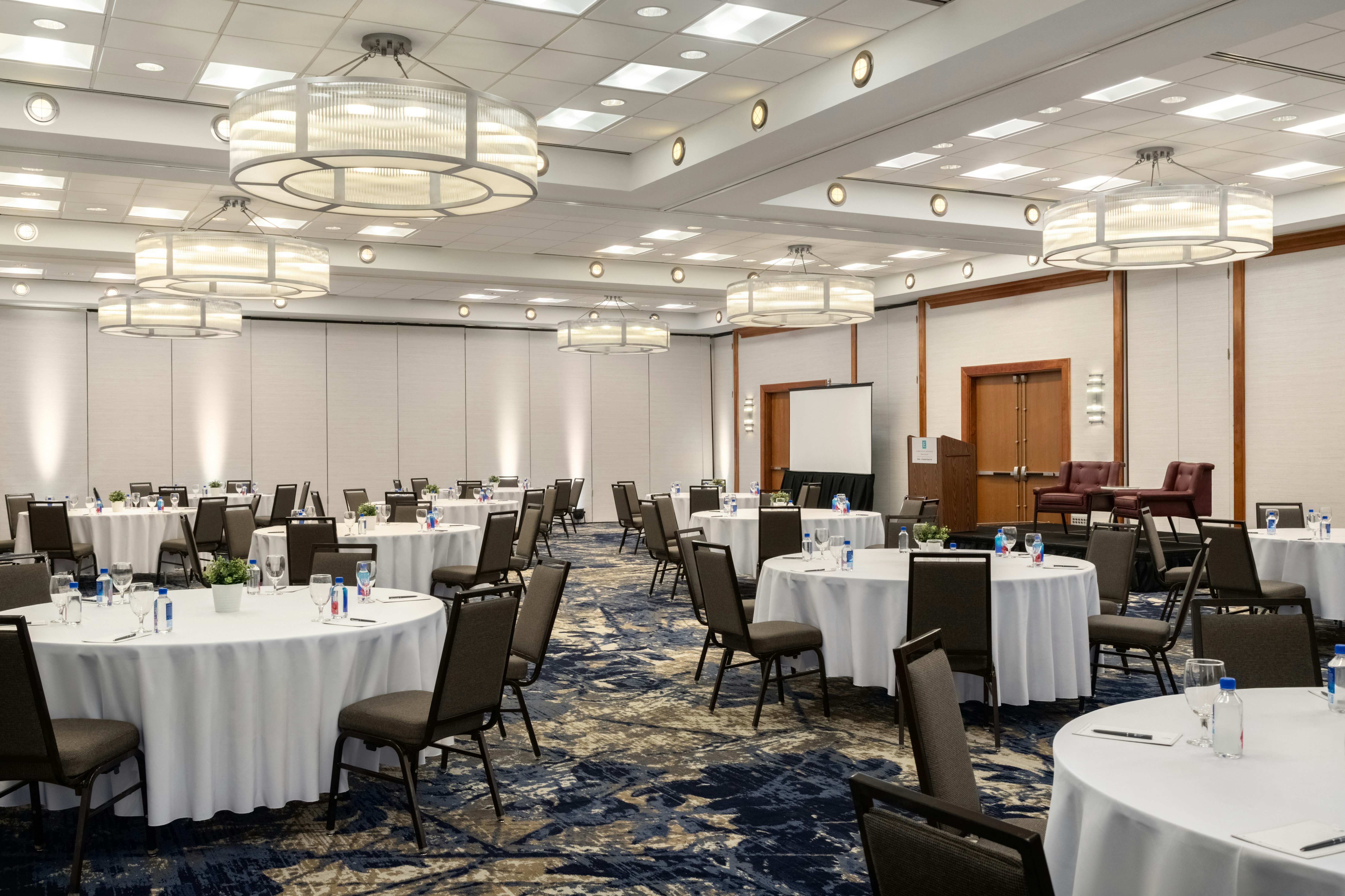 Embassy Suites by Hilton Atlanta at Centennial Olympic Park 66/69