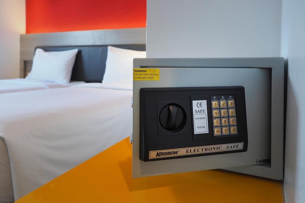 Hotel Amaris Sriwedari Solo 8/22